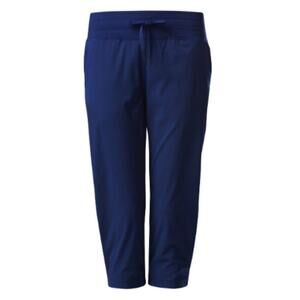 Lululemon Women's Studio Crop II Dark Blue Cropped Pants Size 2